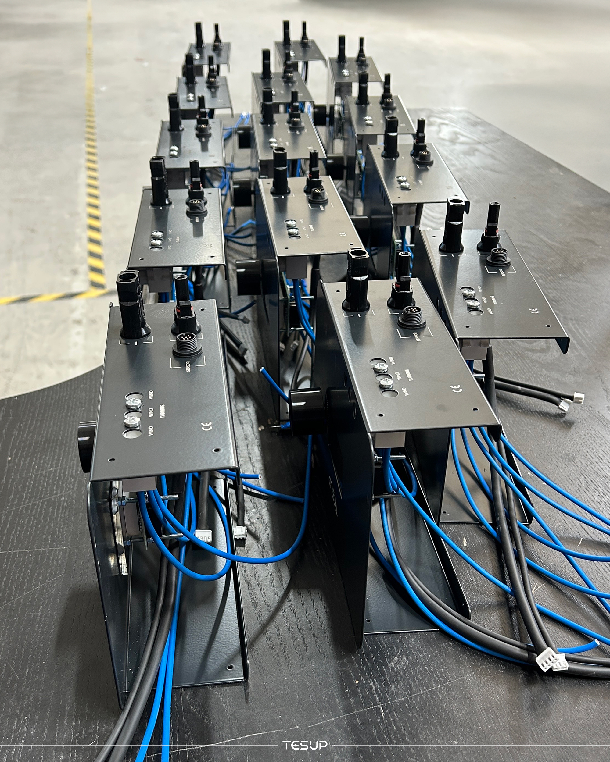 Wekraft Charge Controller Interior